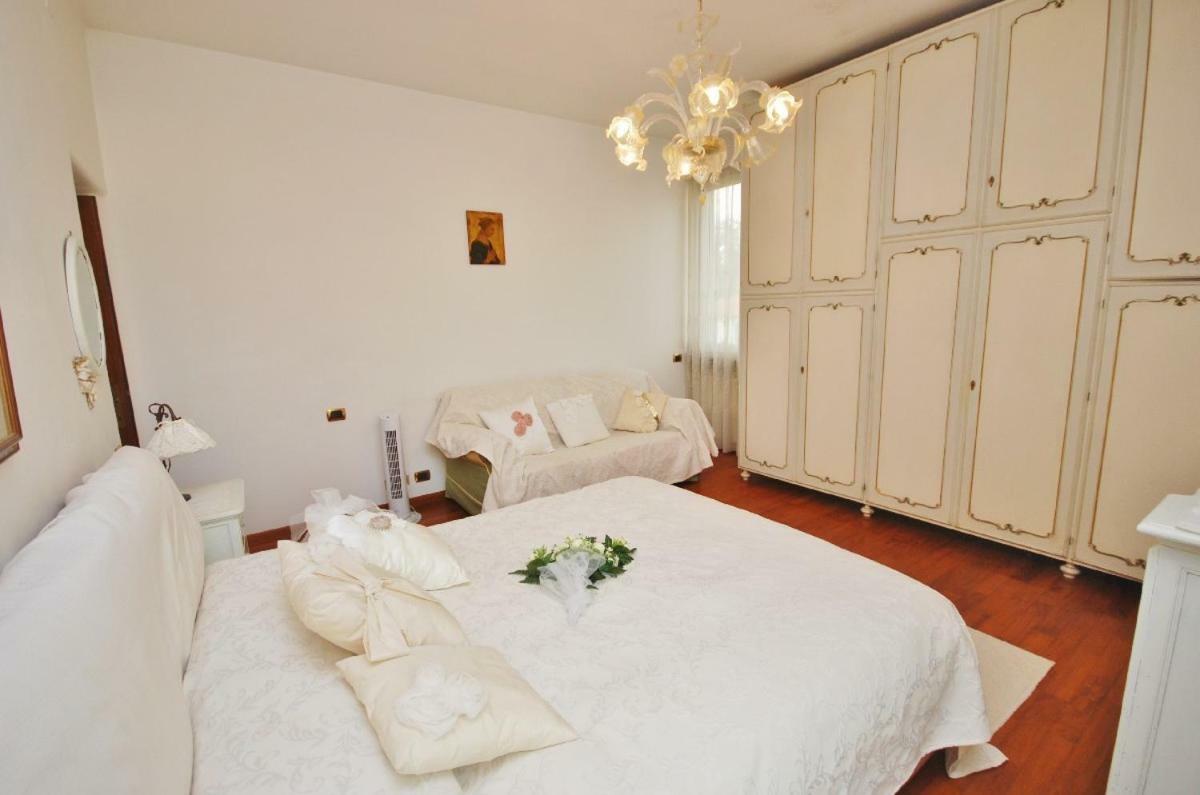 Raffinato Attico Vicino Al Mare Con Solarium Lido Di Camaiore Εξωτερικό φωτογραφία