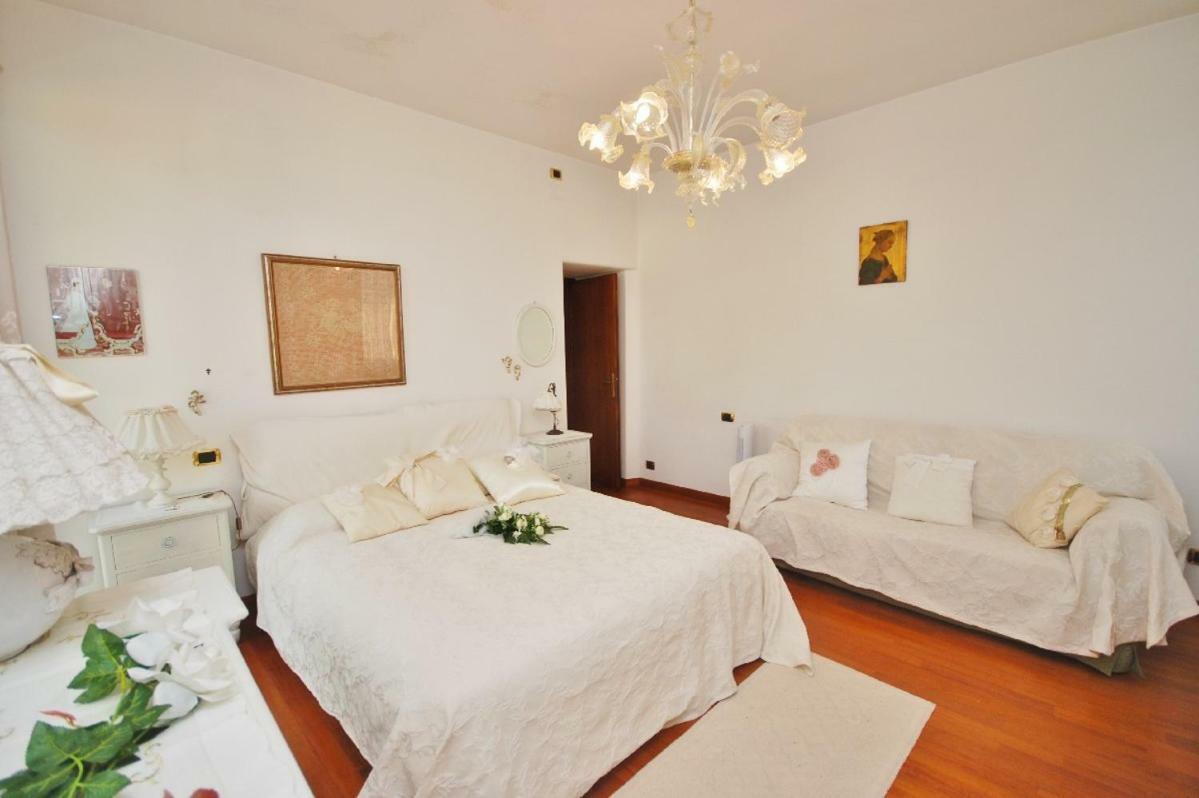 Raffinato Attico Vicino Al Mare Con Solarium Lido Di Camaiore Εξωτερικό φωτογραφία