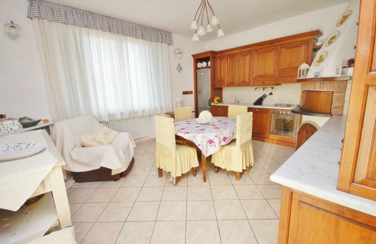 Raffinato Attico Vicino Al Mare Con Solarium Lido Di Camaiore Εξωτερικό φωτογραφία