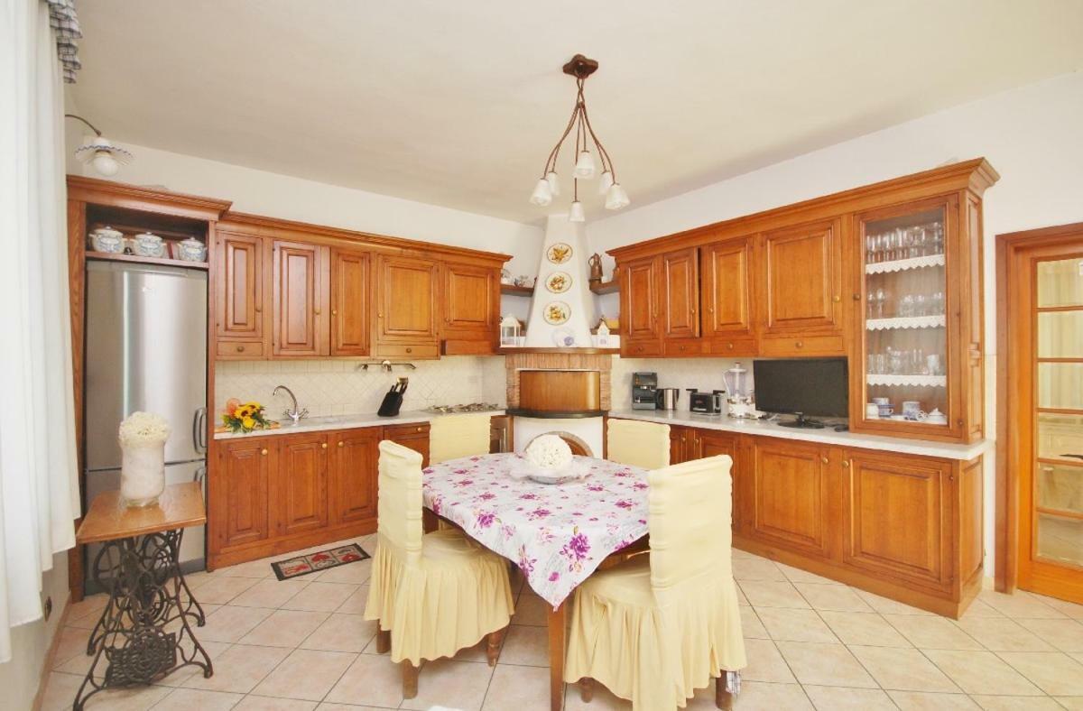 Raffinato Attico Vicino Al Mare Con Solarium Lido Di Camaiore Εξωτερικό φωτογραφία